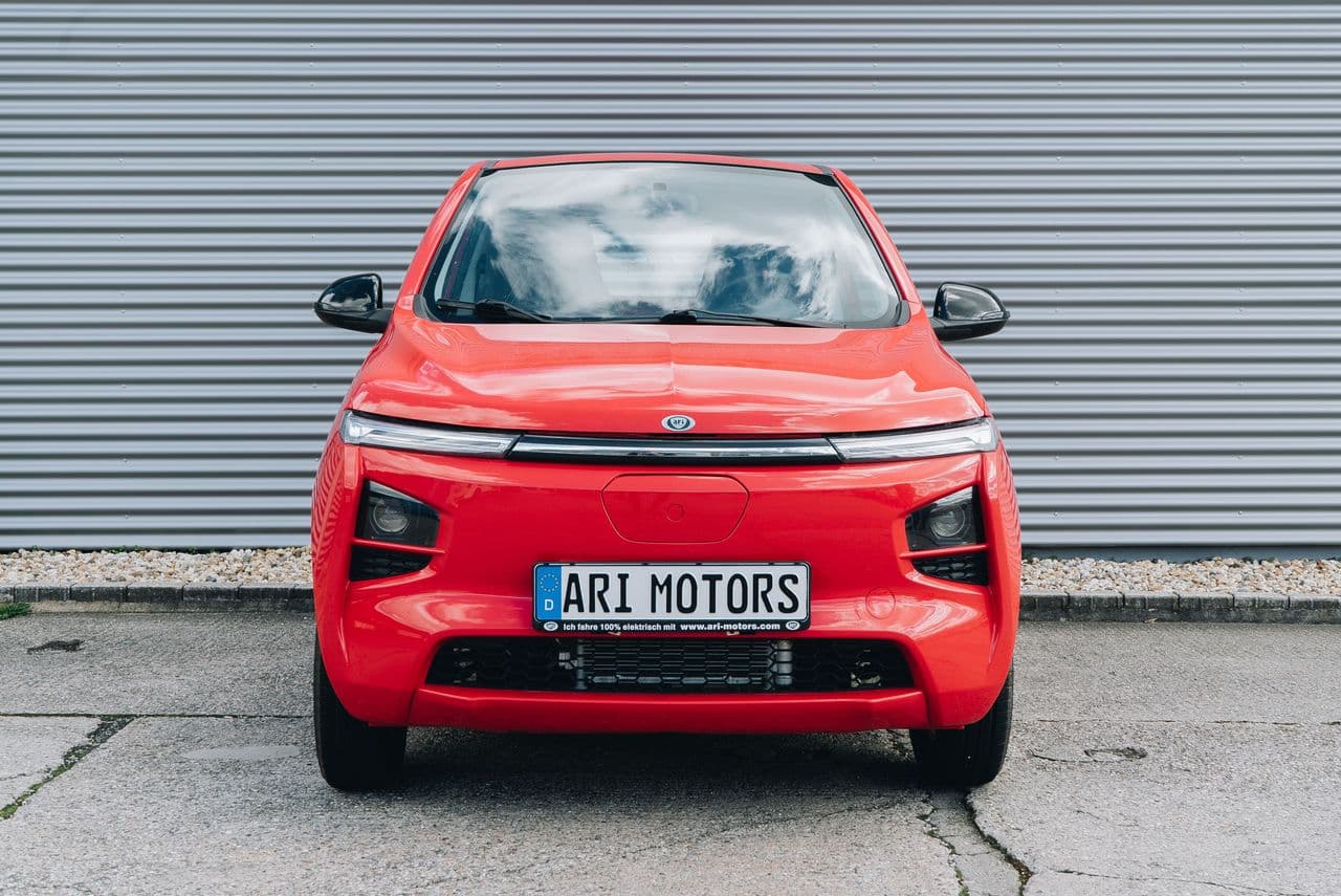 ARI 902: Der elektrische Pressestar von ARI Motors