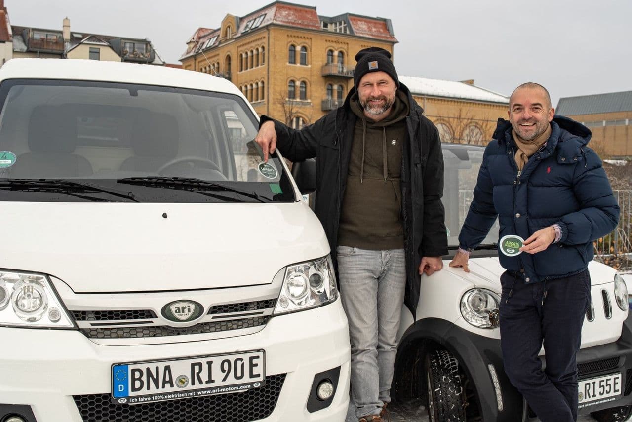 Kierowcy ARI korzystają z korzystnej usługi fairforce1 w przypadku wypadków.