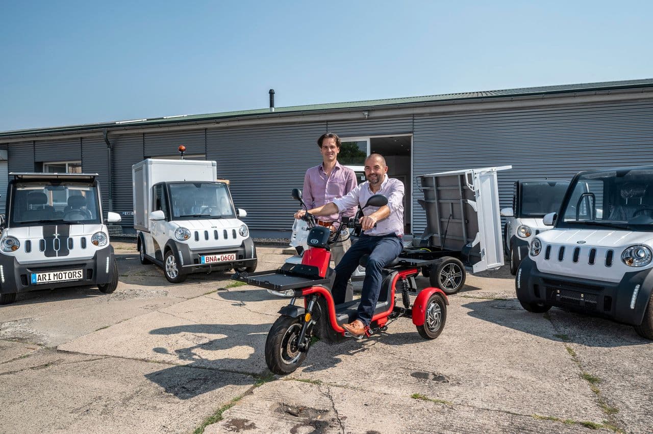 ¿Qué tipo de empresa es ARI Motors y cuál es su historia?