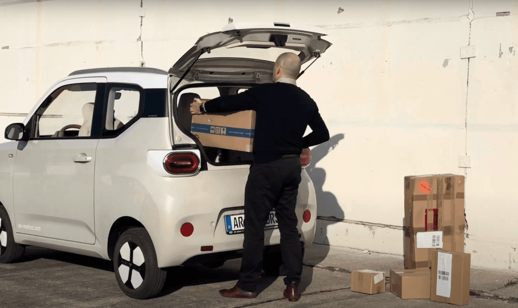 ARI Bruni: Das Raumwunder unter den Kleinstwagen – Was passt in den Kofferraum?